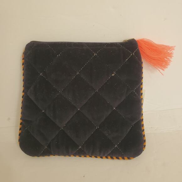 NWT Macchia di Ruggine Quilted Monogram N Pouch Velvet Clutch - Picture 6 of 7